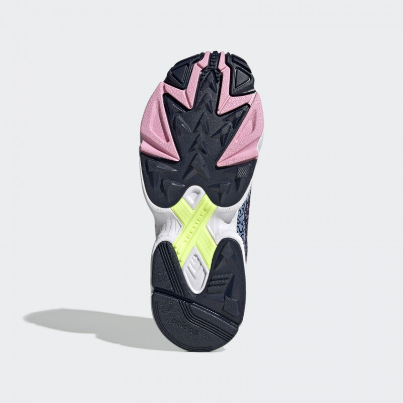 SEPATU SNEAKERS ADIDAS Wmns Falcon