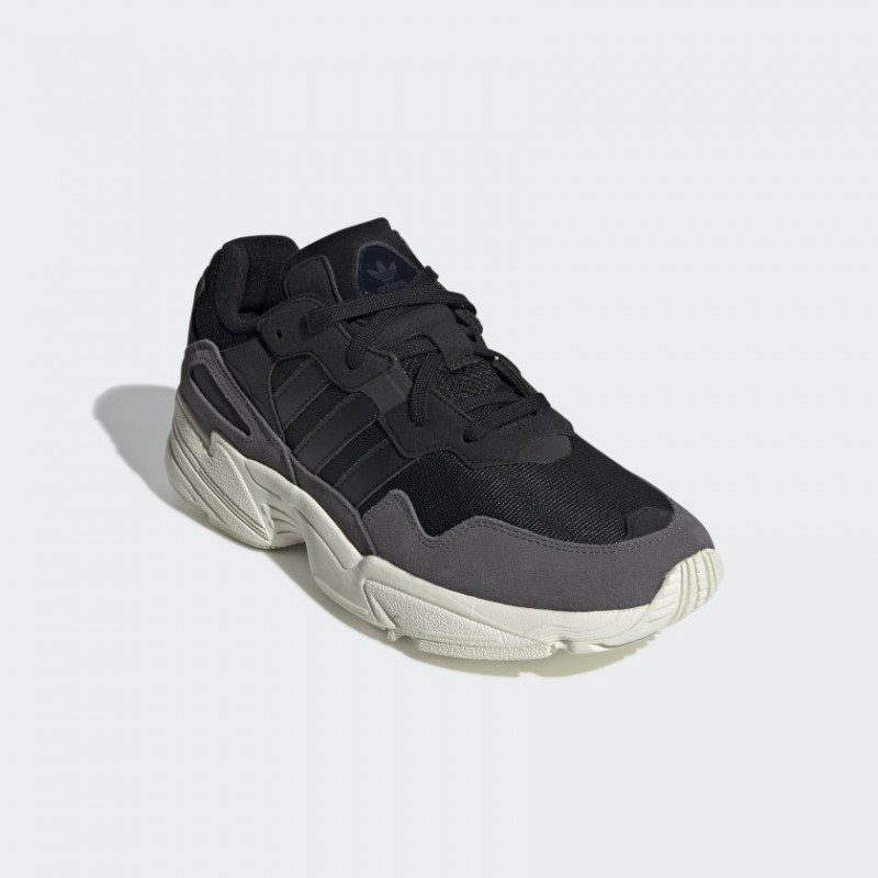 SEPATU SNEAKERS ADIDAS Yung-96