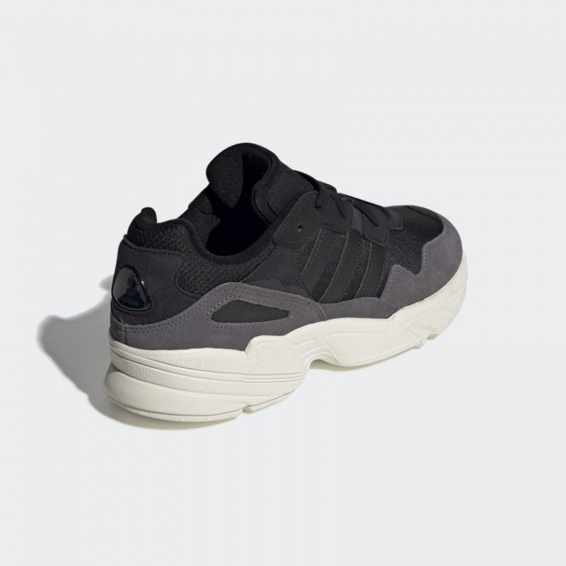 SEPATU SNEAKERS ADIDAS Yung-96