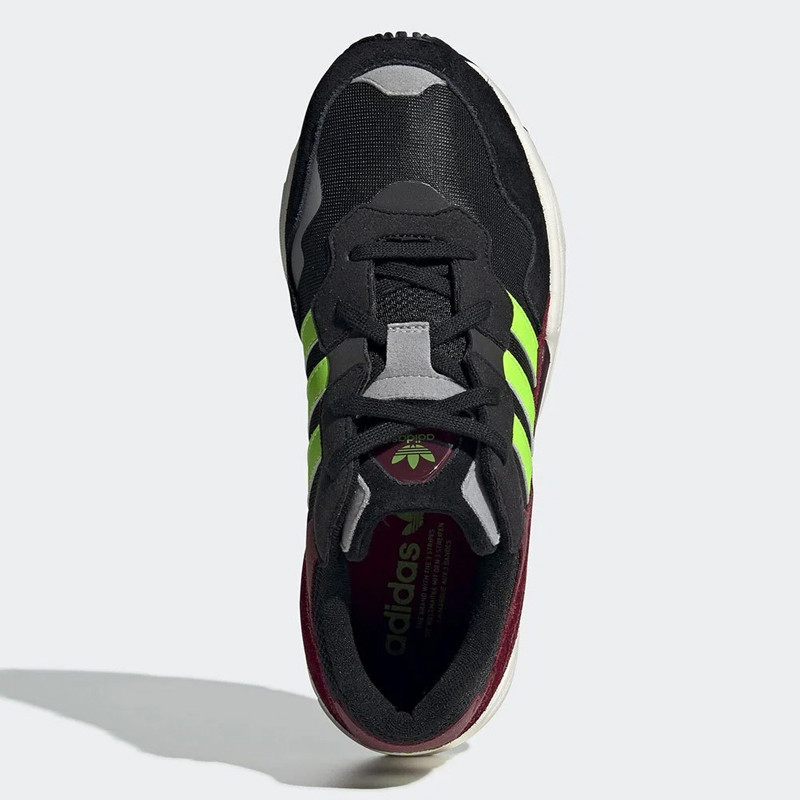 SEPATU SNEAKERS ADIDAS Yung-96