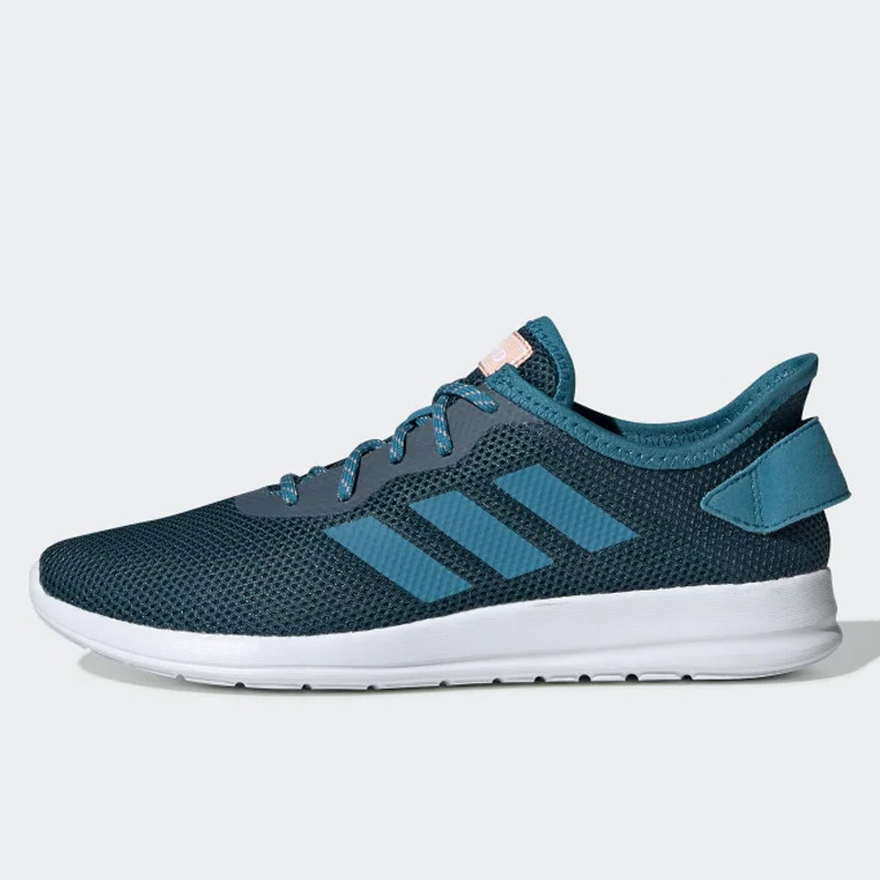 SEPATU LARI ADIDAS Wmns Yatra