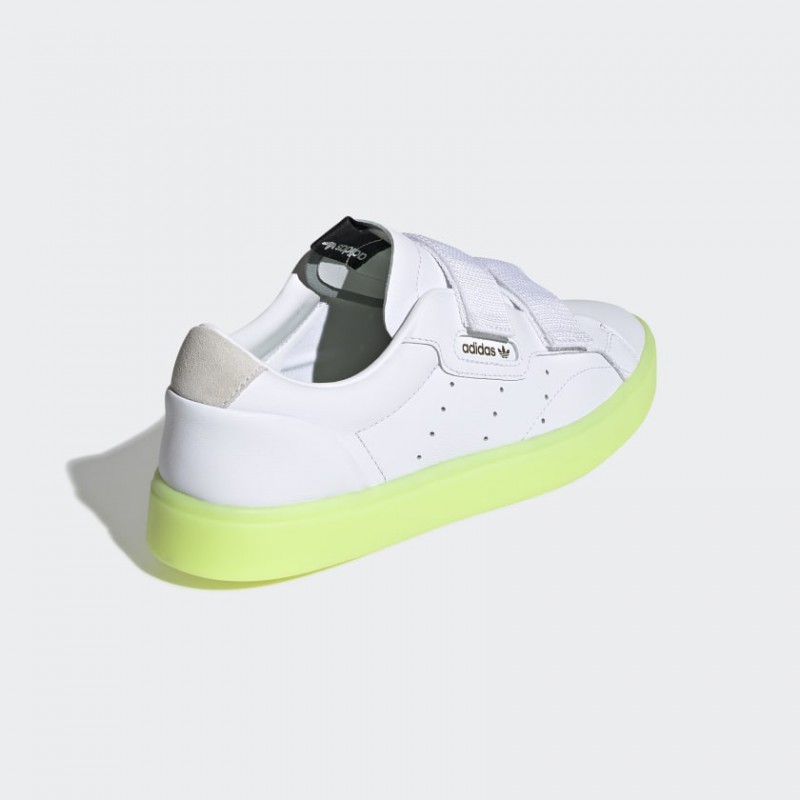 SEPATU SNEAKERS ADIDAS Wmns Sleek