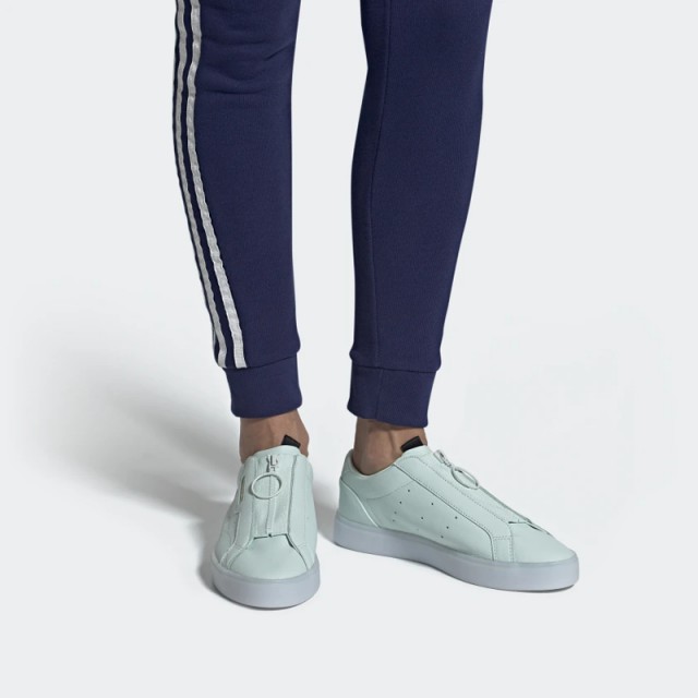 SEPATU SNEAKERS ADIDAS Wmns Sleek Z
