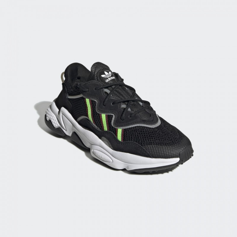 SEPATU SNEAKERS ADIDAS Wmns Ozweego