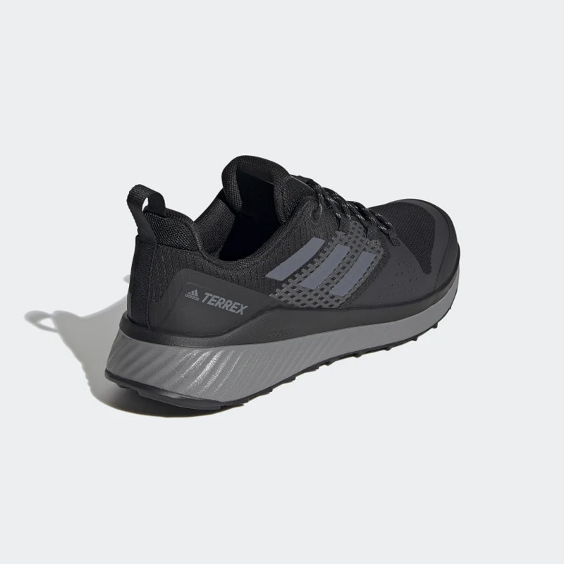 SEPATU TRAIL ADIDAS Outdoor Terrex Folgian Hiker
