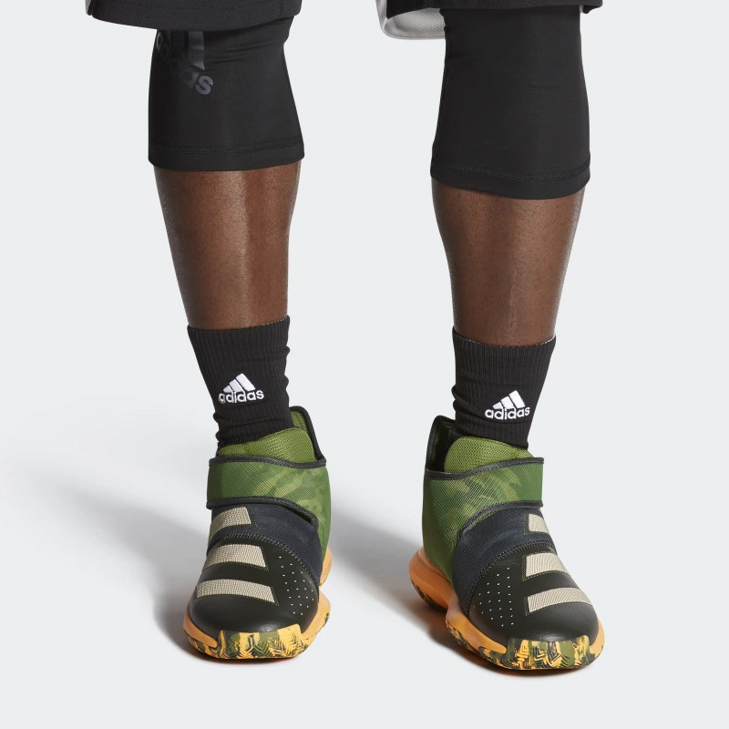 SEPATU BASKET ADIDAS Harden BTE 3