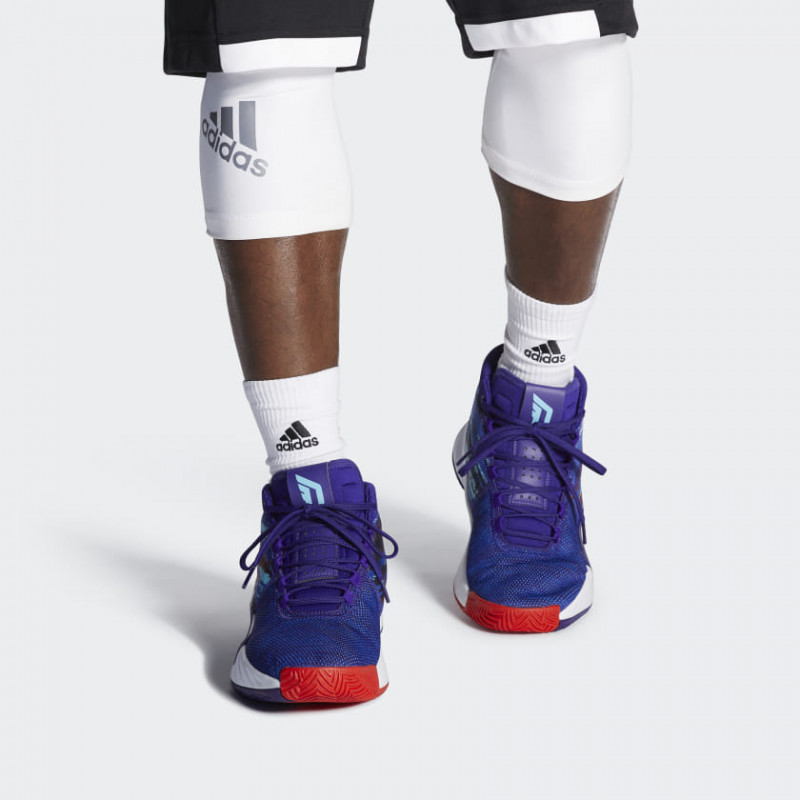 SEPATU BASKET ADIDAS Dame 5