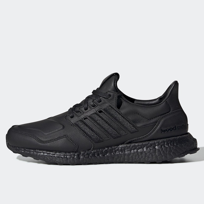 SEPATU LARI ADIDAS Ultraboost Leather