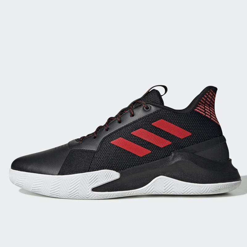 SEPATU BASKET ADIDAS Runthegame