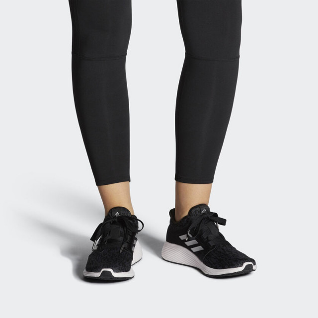Wmns Edge Lux 3 foto 2
