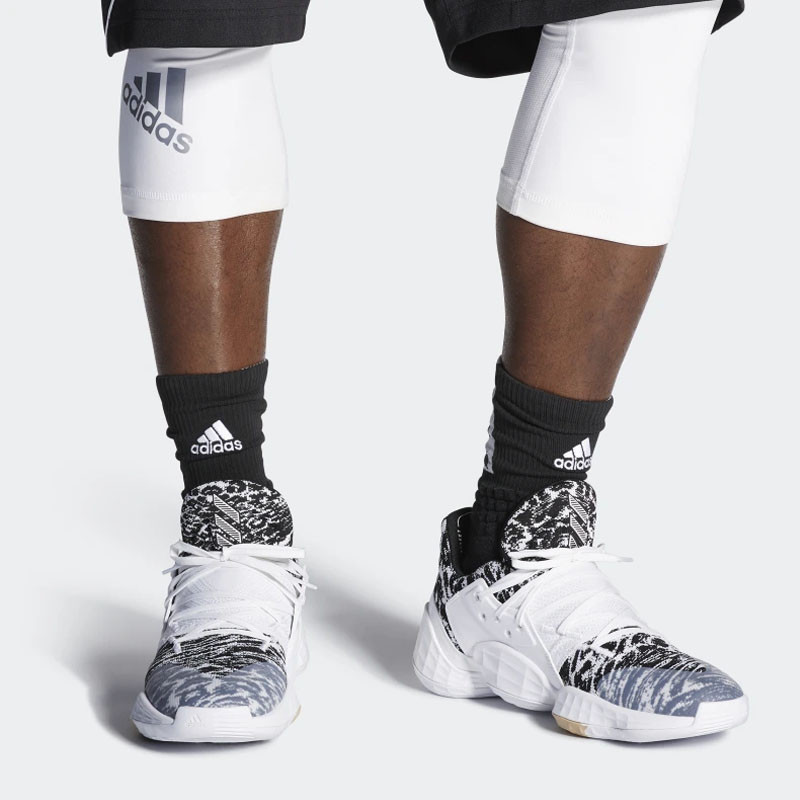 SEPATU BASKET ADIDAS Harden Vol. 4