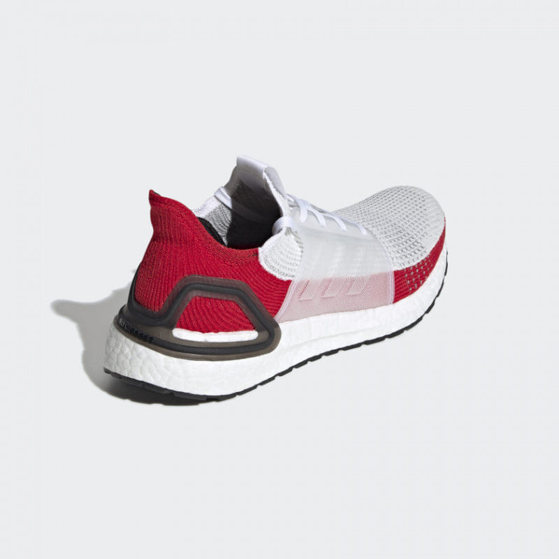 SEPATU LARI ADIDAS Ultraboost 19