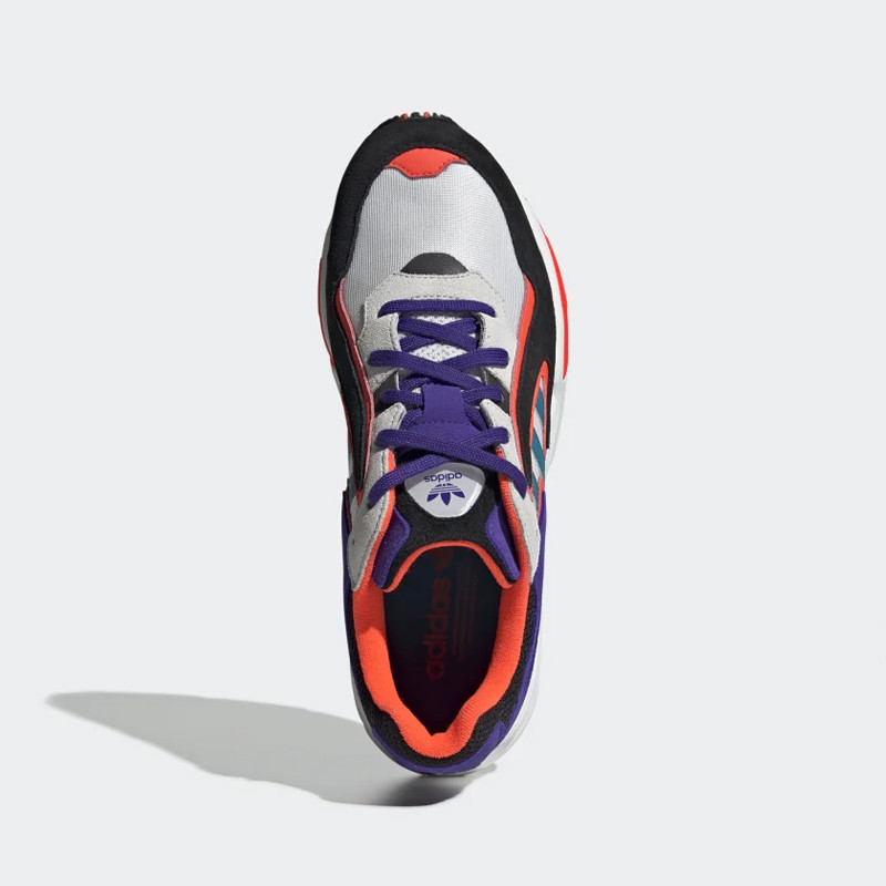 SEPATU SNEAKERS ADIDAS Yung-96 Chasm