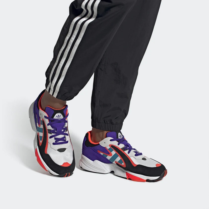 SEPATU SNEAKERS ADIDAS Yung-96 Chasm