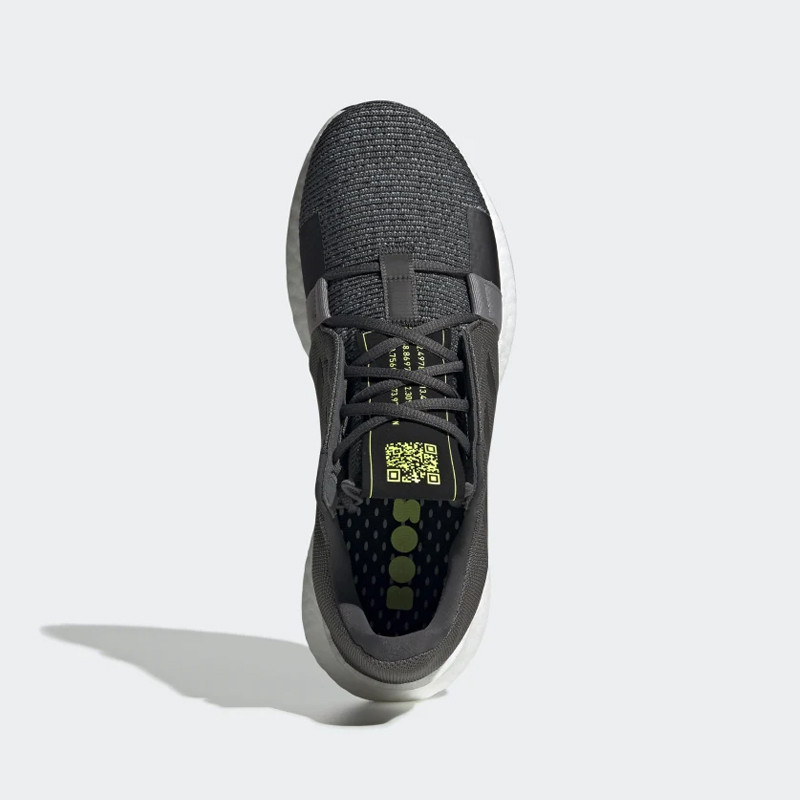 SEPATU LARI ADIDAS Senseboost Go