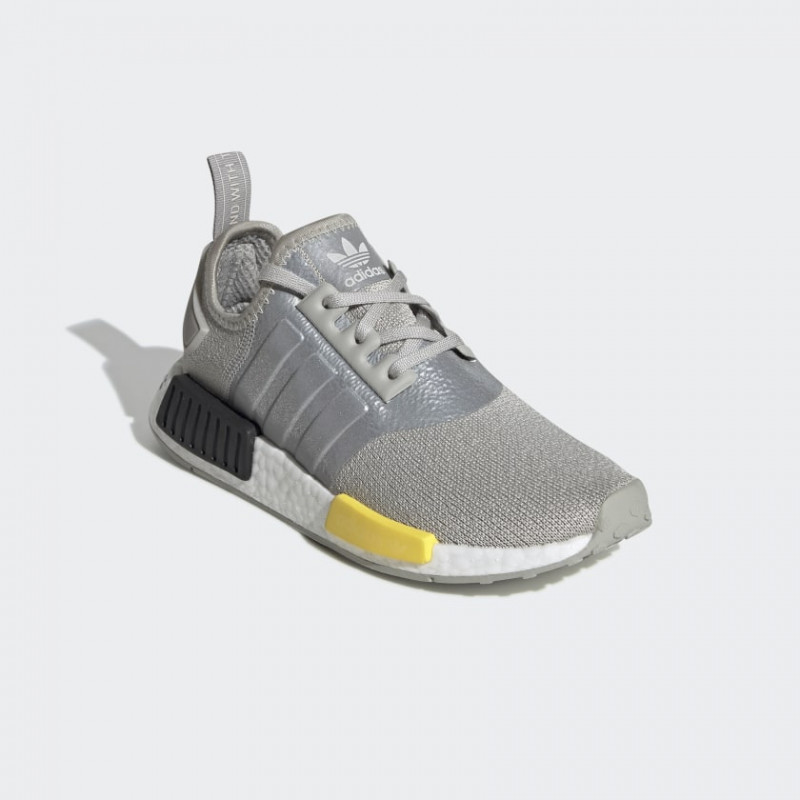 NMD_R1 foto 2