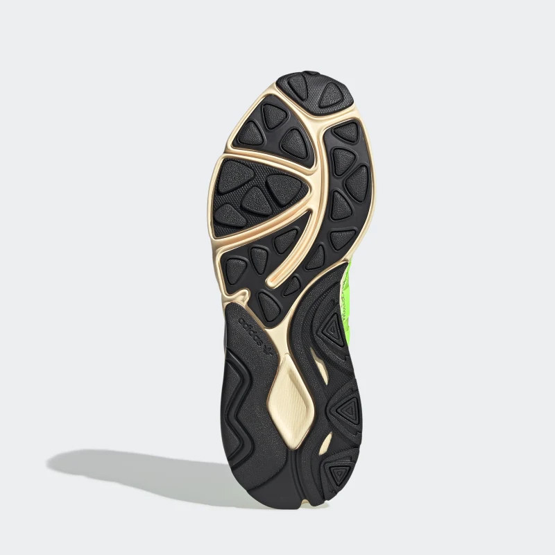 SEPATU SNEAKERS ADIDAS Lxcon