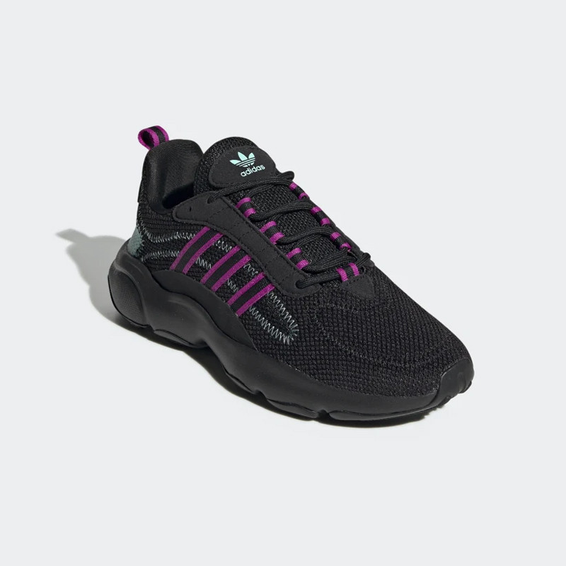 SEPATU SNEAKERS ADIDAS Wmns Haiwee
