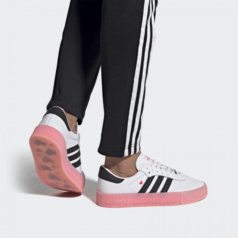 SEPATU SNEAKERS ADIDAS Wmns Sambarose