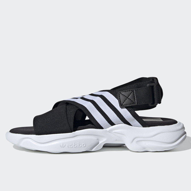 SANDAL SNEAKERS ADIDAS Wmns Magmur Sandals
