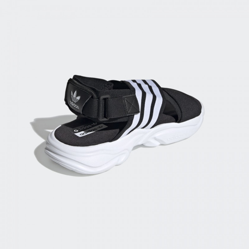 SANDAL SNEAKERS ADIDAS Wmns Magmur Sandals