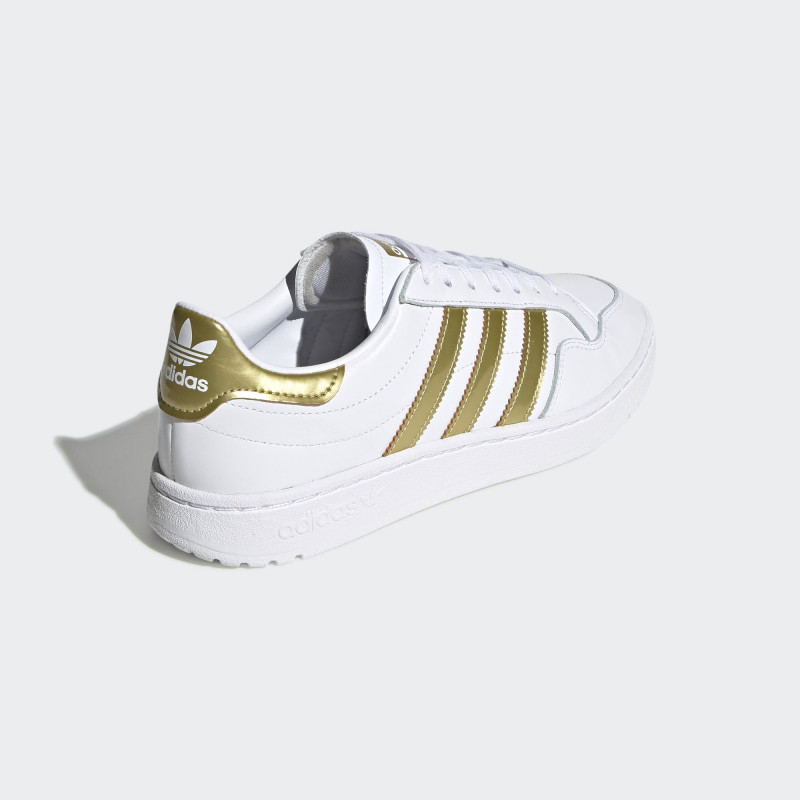 SEPATU SNEAKERS ADIDAS Wmns Team Court