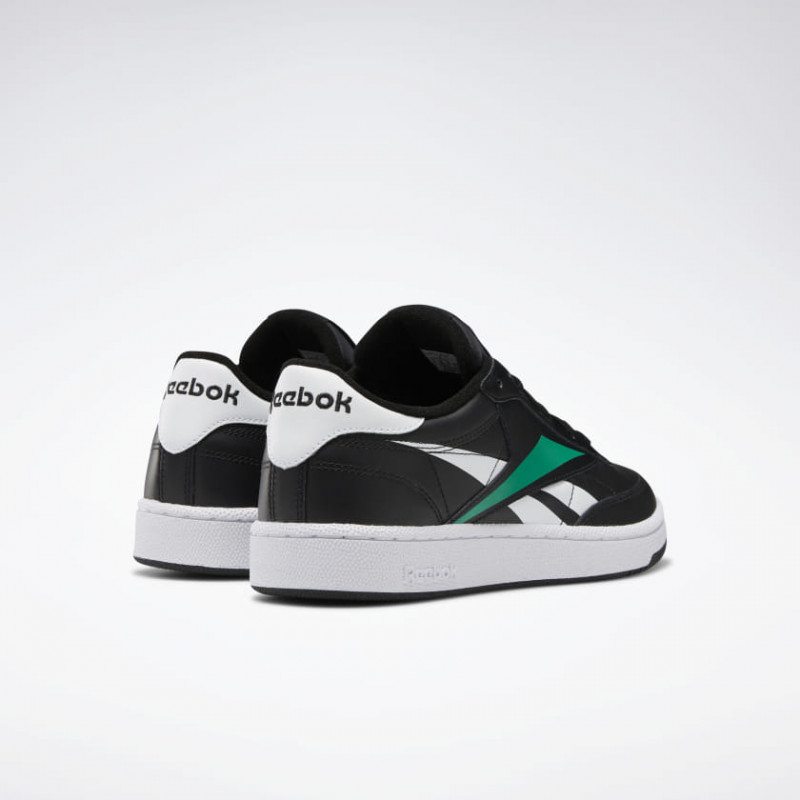 SEPATU SNEAKERS REEBOK Club C Vector