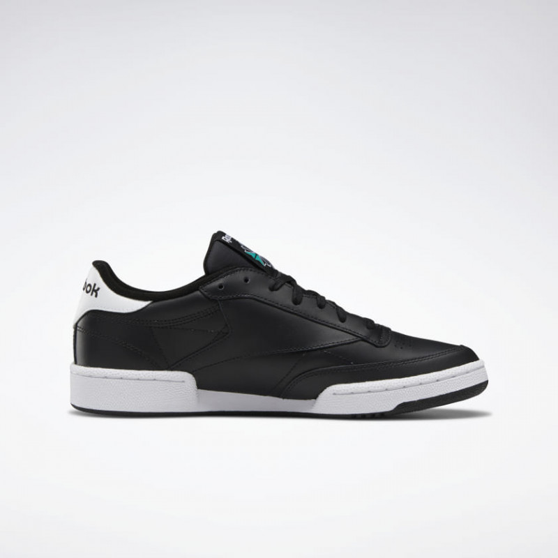 SEPATU SNEAKERS REEBOK Club C Vector