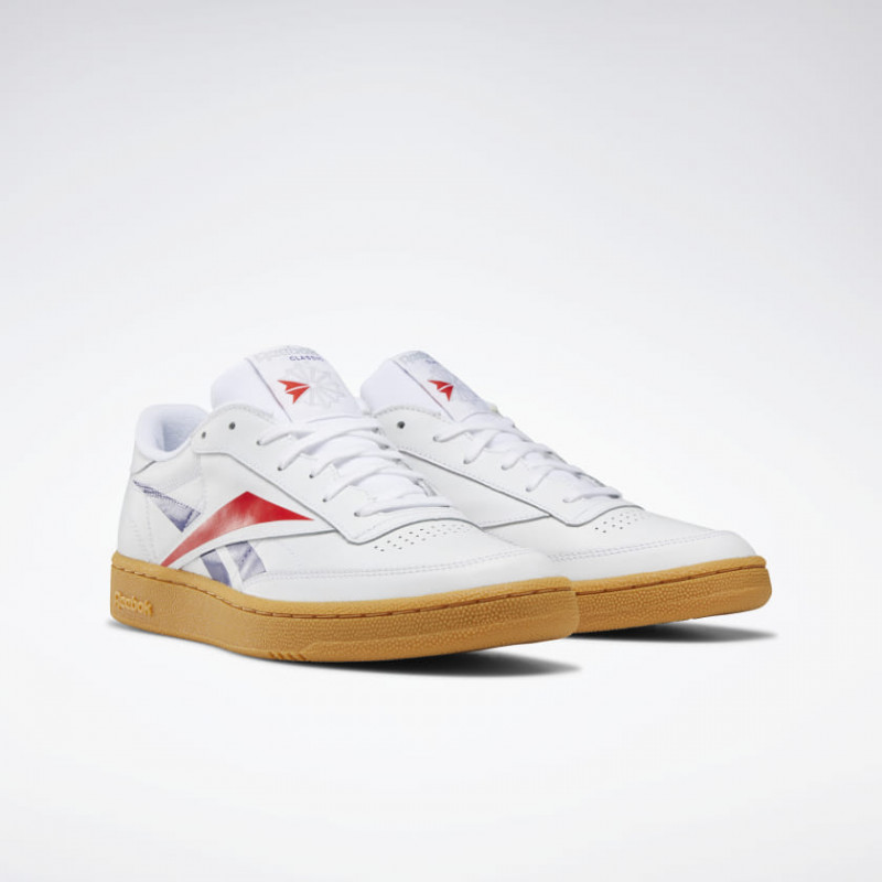 SEPATU SNEAKERS REEBOK Club C Vector