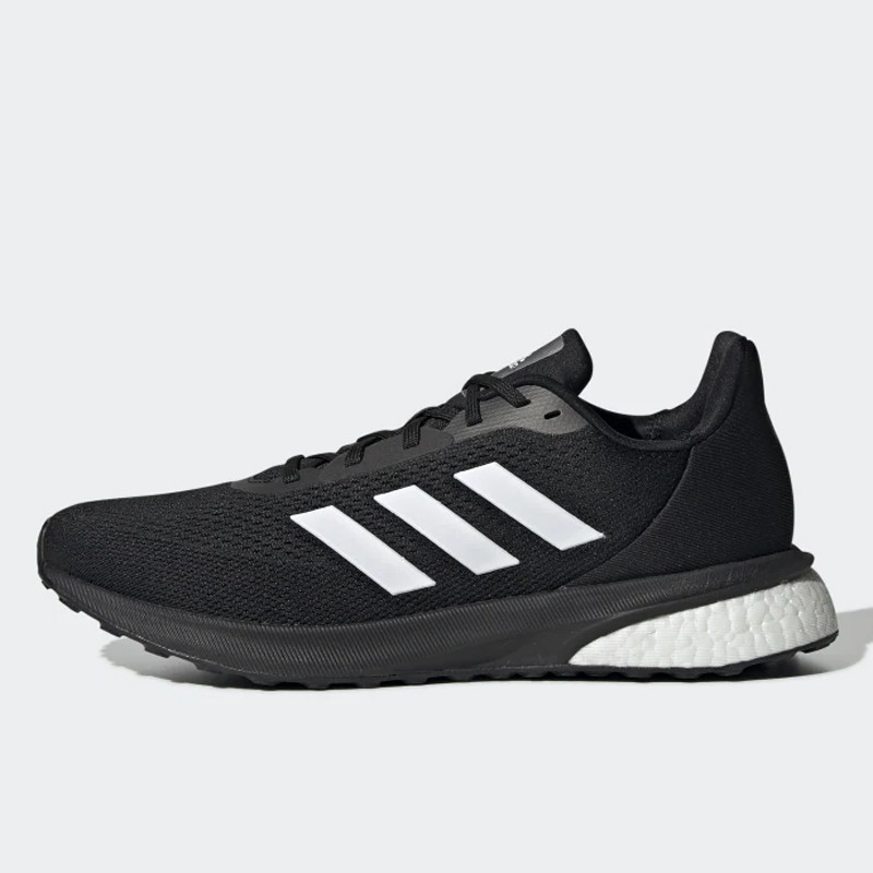 SEPATU LARI ADIDAS Astrarun