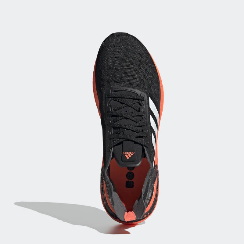 SEPATU LARI ADIDAS Ultraboost PB