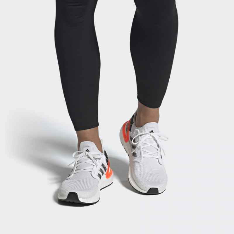 SEPATU LARI ADIDAS Ultraboost 20