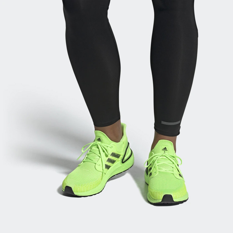SEPATU LARI ADIDAS Ultraboost 20