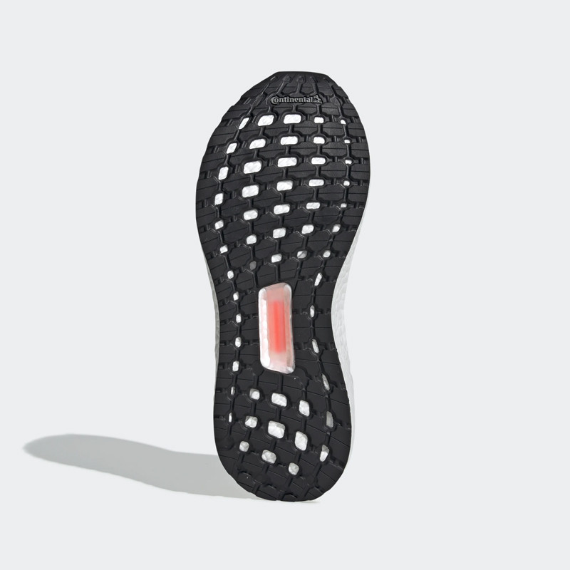 SEPATU LARI ADIDAS Wmns Ultraboost 20