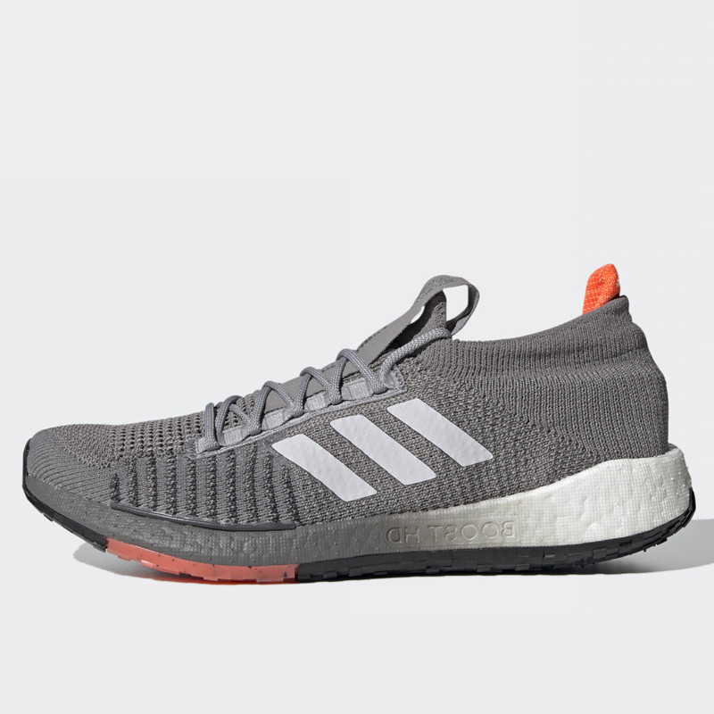 SEPATU LARI ADIDAS Pulseboost HD