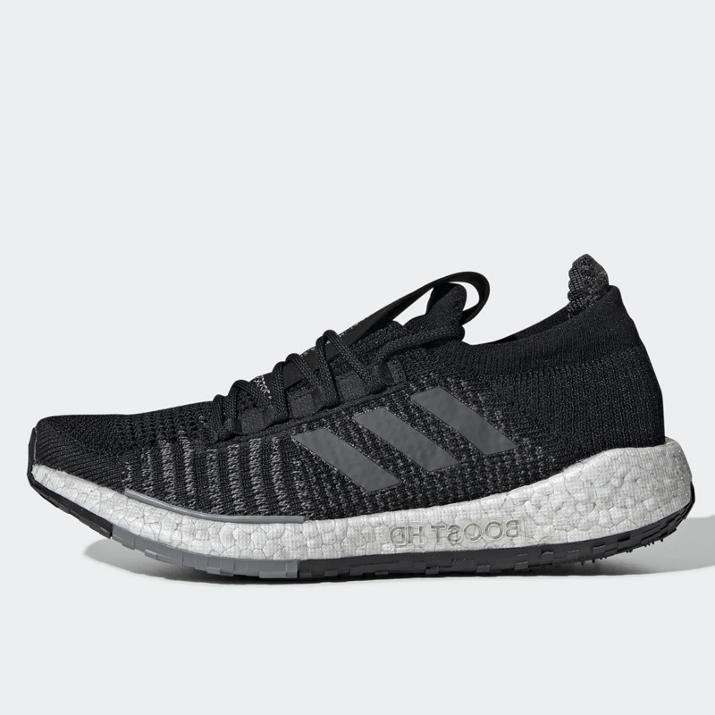 SEPATU LARI ADIDAS Wmns Pulseboost HD