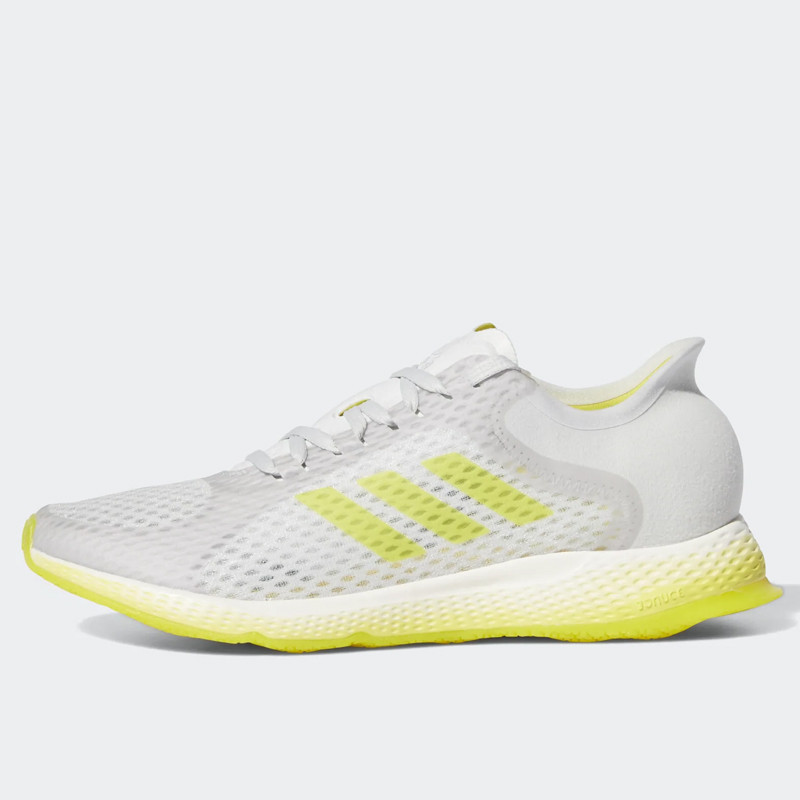 SEPATU LARI ADIDAS Wmns Focus Breathein