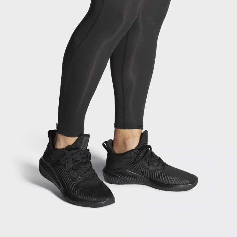 SEPATU LARI ADIDAS Alphabounce 3