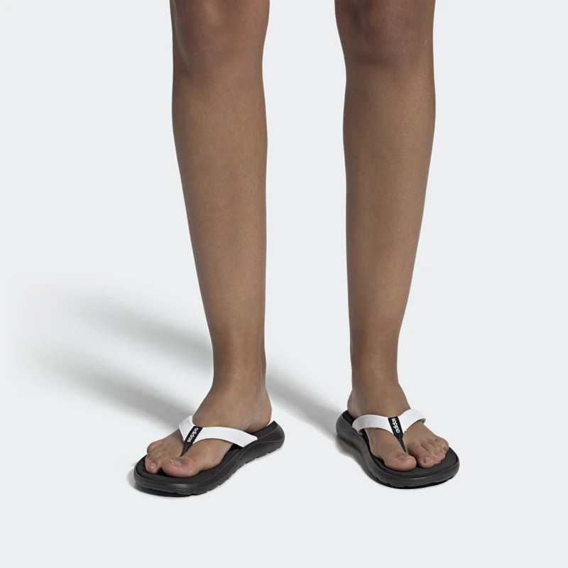 SANDAL SNEAKERS ADIDAS Wmns Comfort Flip Flop Slides