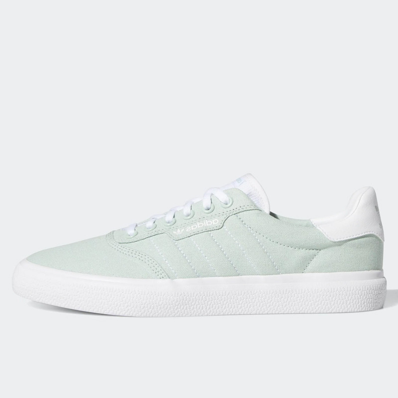 SEPATU SNEAKERS ADIDAS 3MC