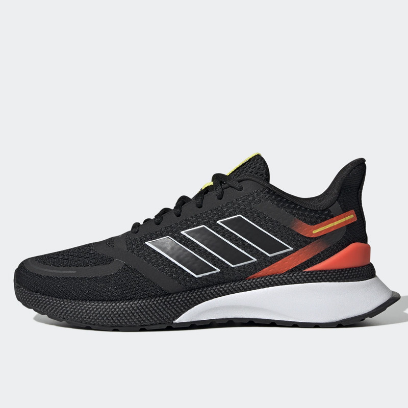 SEPATU LARI ADIDAS Nova