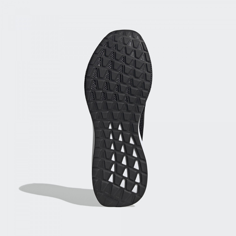 SEPATU LARI ADIDAS Nova