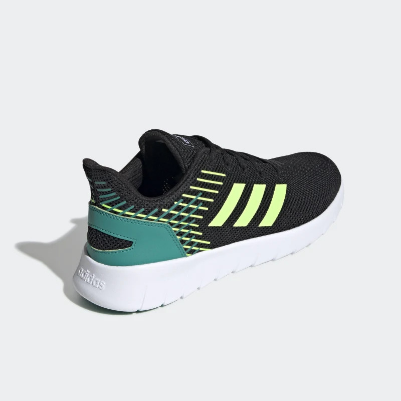 SEPATU LARI ADIDAS Asweerun Running