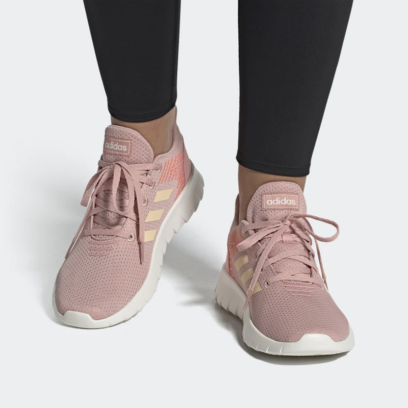 SEPATU LARI ADIDAS Wmns Asweerun
