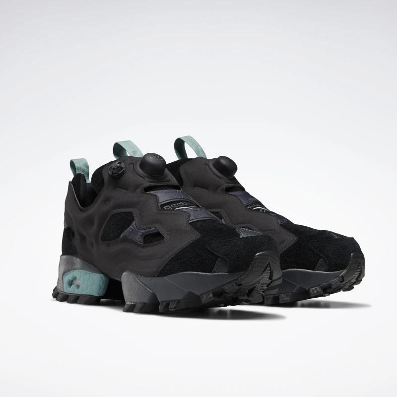 SEPATU SNEAKERS REEBOK Instapump Fury Trail