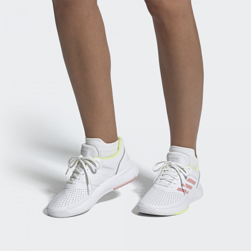 Wmns Courtsmash foto 4