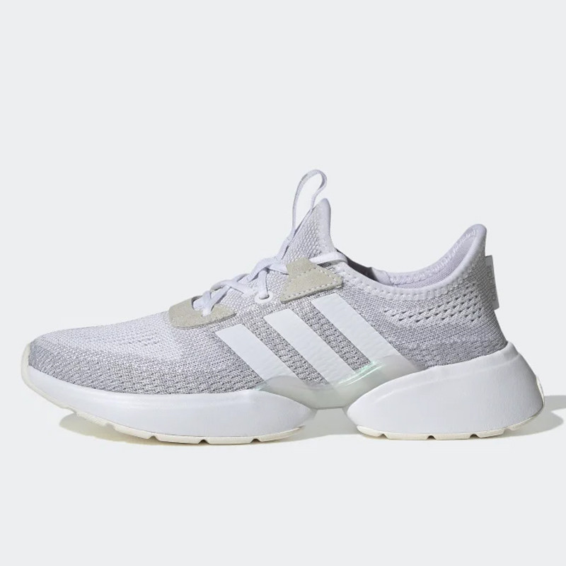SEPATU LARI ADIDAS Wmns Mavia X