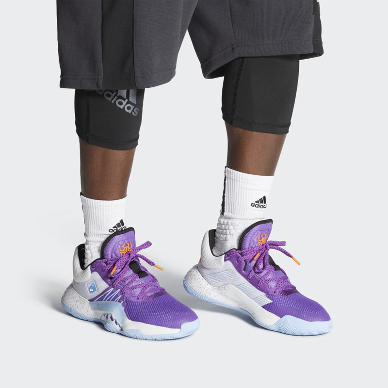 SEPATU BASKET ADIDAS D.O.N. Issue 1