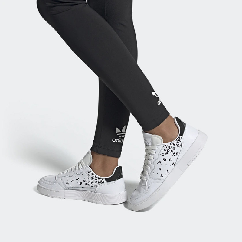 SEPATU SNEAKERS ADIDAS Wmns Supercourt