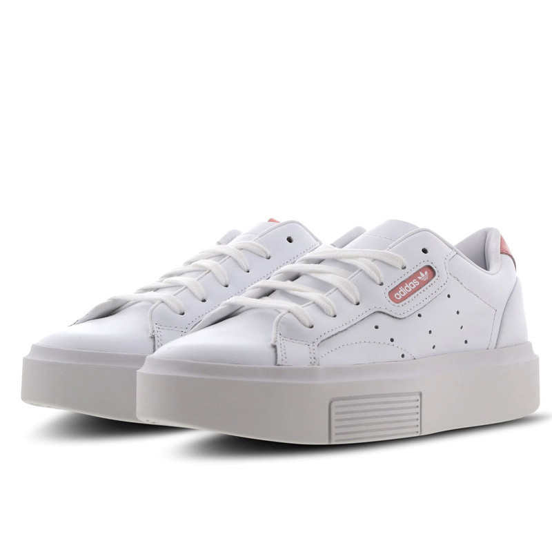 SEPATU SNEAKERS ADIDAS Wmns Sleek Super